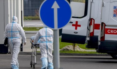 Rusya'da 984 ile Kovid-19'dan günlük en yüksek ölü sayısı açıklandı