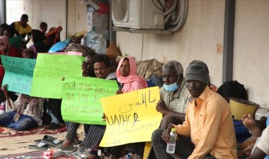 Libya'da zor durumdaki göçmenler ülkeden güvenli bir çıkış yolu arıyor