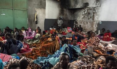 Libya'daki göçmenler: Uluslararası toplum gözlerini kapatmış, yaşıyor muyuz, ölü müyüz soran yok