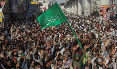 Tahrik-i Lebbeyk Pakistan Partisi'nden Fransız büyükelçisinin sınır dışı edilmesi için protesto