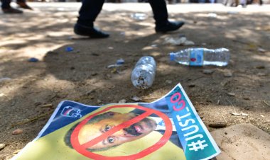 Sudan'da ordu birlikleri Başbakan Hamduk ve koalisyon hükümeti ortağı partilerin liderlerini gözaltına aldı