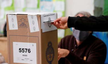 Arjantin'de parlamento seçimleri muhalefeti sevindirdi