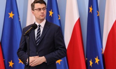 Polonya'dan, Lukaşenko ve Putin ile görüşen Merkel ve Macron'a tepki