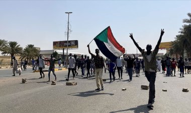 Sudan’ın birçok kentinde askeri yönetim protesto edildi