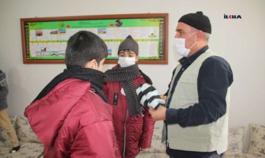 İHO-EBRAR'dan Midyat'ta yetim çocuklar üşümesin diye kışlık kıyafet yardımı