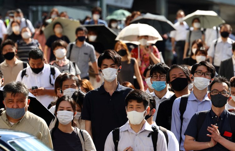 Japonya'da günlük Kovid-19 vaka sayısı 5 ay sonra yeniden 100 binin üzerinde