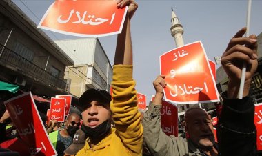 Ürdün'de hükümetin İşgalci İsrail'le 'enerji karşılığı su' mutabakatı imzalaması protesto edildi