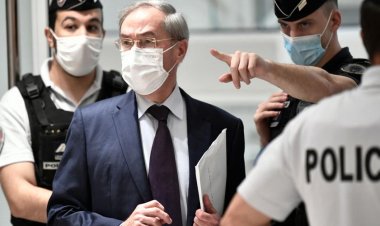 Fransa'da eski İçişleri Bakanı Gueant hapse girdi