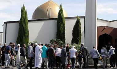 Yeni Zelanda’da camilere saldıran teröriste direnen iki kişiye üstün cesaret ödülü