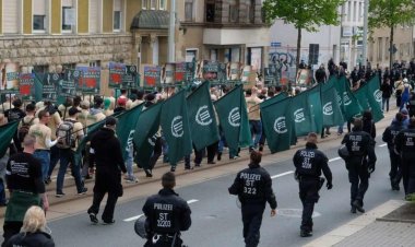 Almanya'da yaklaşık 600 aşırı sağcı aranıyor: 140'ı siyasi güdümlü eylem yapabilir