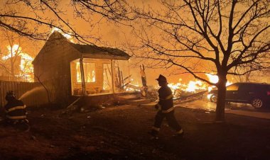 ABD’nin Colorado eyaletinde çıkan yangınlarda yüzlerce ev kül oldu