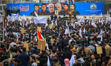 Irak'ta Kasım Süleymani için anma töreni düzenlendi