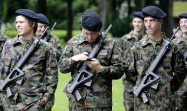 İsviçre ordusu personeline WhatsApp ve Telegram'ı yasakladı