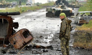 Donbas'ta meydana gelen patlamada 2 Ukrayna askeri öldü