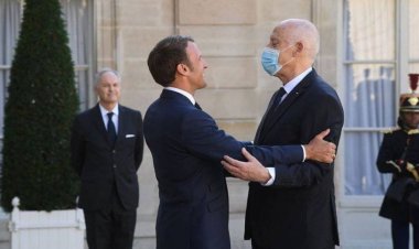 Tunus Cumhurbaşkanı Said, Macron'la ülkesinin durumunu görüştü