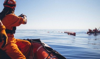 Tunus açıklarında göçmen teknesi battı: 6 ölü