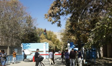 Afganistan'da devlet üniversiteleri açıldı