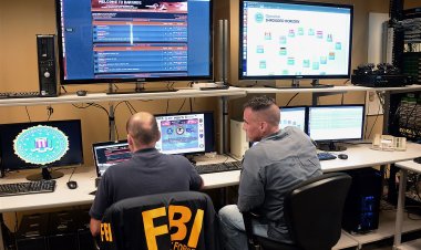 FBI'dan casus yazılım itirafı