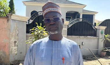 'Afrika ülkeleri sömürgeciliğin getirdiği dili bırakmalı'