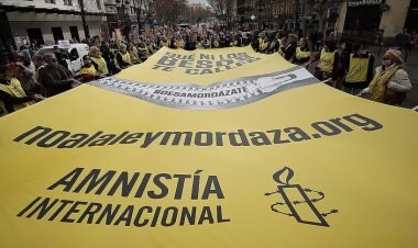 İspanya'da STK'ler gösteri ve toplanma haklarının genişletilmesi için meydanlara indi