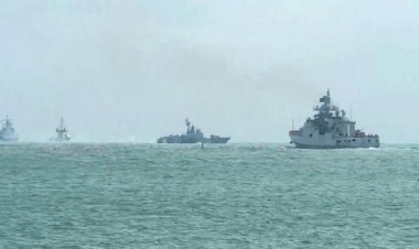 Rus savaş gemileri Hazar Denizi'nde tatbikata başladı