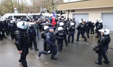Kanada'da 'Özgürlük Konvoyu' protestocuları gözaltına alındı