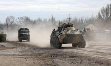 Rus birlikleri Çernobil reaktörünün olduğu bölgeye girdi