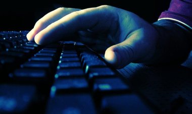 Anonymous'tan Rusya'ya karşı siber savaş: Rus internet siteleri devre dışı