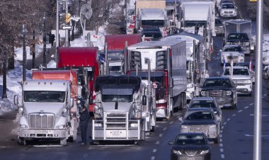 Aşı karşıtı kamyoncular Washington DC'deki ana yolları kapatmaya hazırlanıyor