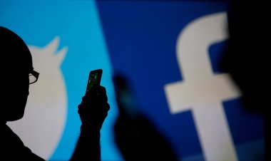 Rusya Facebook ve Twitter'ı yasakladı