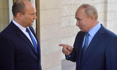 İşgalci İsrail'in Başbakanı Bennet Moskova'da Putin ile görüştü