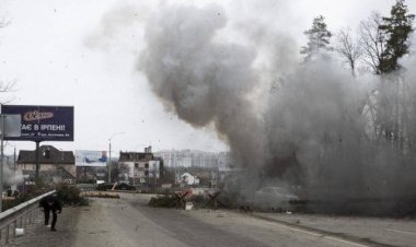 Rusların hava saldırısında 2'si çocuk 9 sivil öldü