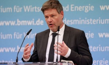 Almanya: Rusya'ya enerji ambargosu uygulamaya hazır değiliz