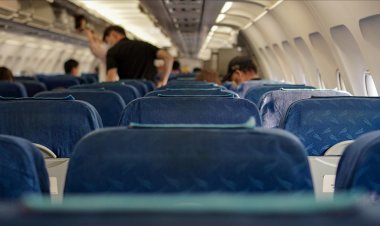 Polonya'nın 'istenmeyen kişi' ilan ettiği 45 Rus diplomat ülkeden ayrıldı