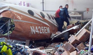 Meksika’da uçak süpermarketin üzerine düştü: 3 ölü, 5 yaralı