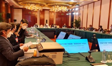 Afganistan'ın komşuları ABD'ye el koyduğu ülke varlıklarını iade etmesi çağrısı yaptı