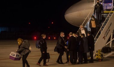 Son 48 saatte Avrupa'dan 150 Rus diplomat sınır dışı edildi