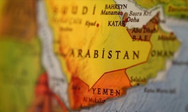 Yemen'de 'yetkiler' yeni kurulan Başkanlık Konseyine devredildi