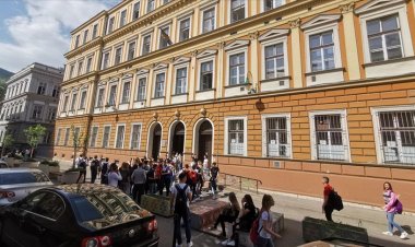 Saraybosna'da birçok okula bomba ihbarı: Eğitime ara verildi