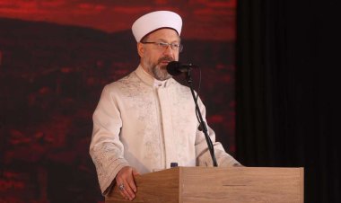 Diyanet İşleri Başkanı Erbaş Pakistan'daki saldırıyı kınadı