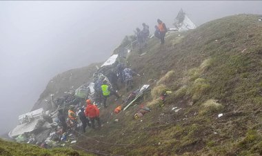 Nepal'de  kaybolan uçağın enkazı bulundu: Kurtulan olmadı