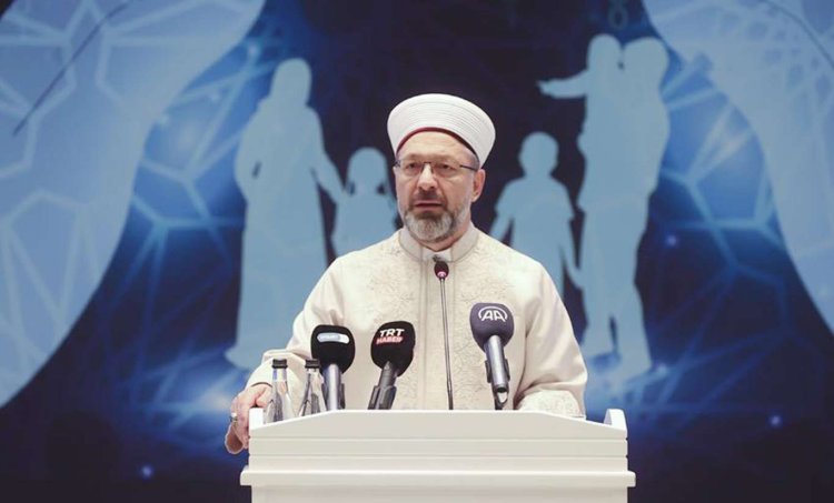 Erbaş: Gazze'deki çığlığa sağır kalanlar zillete mahkûm olacaklardır