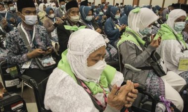 COVID-19 salgını sonrası ilk yurt dışı hacı kafilesi Suudi Arabistan'a ulaştı