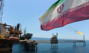 Devrim Muhafızları'ndan uyarı: Petrol çıkışını engelleriz!