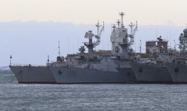 Ukrayna: Karadeniz'de askeri mühimmat taşıyan Rus gemisini vurduk