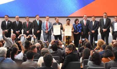 Kolombiya'nın yeni Cumhurbaşkanı Petro, göreve başladı