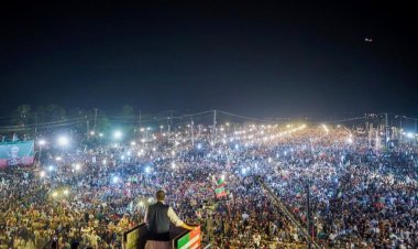 İmran Han: Ne olursa olsun köleliği ve bize dayatılan bu ithal hükümeti asla kabul etmeyeceğiz