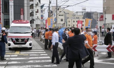 Eski Japonya Başbakanı Abe Şinzo, silahla vurularak yaralandı