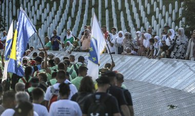 Bosna'da ölüm yolunda 'Barış Yürüyüşü' sona erdi