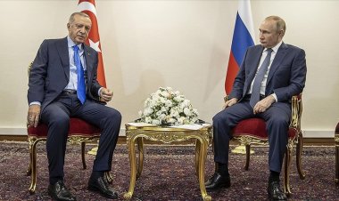 Putin, Rusya-Ukrayna müzakereleri için Erdoğan ile görüşeceğini bildirdi